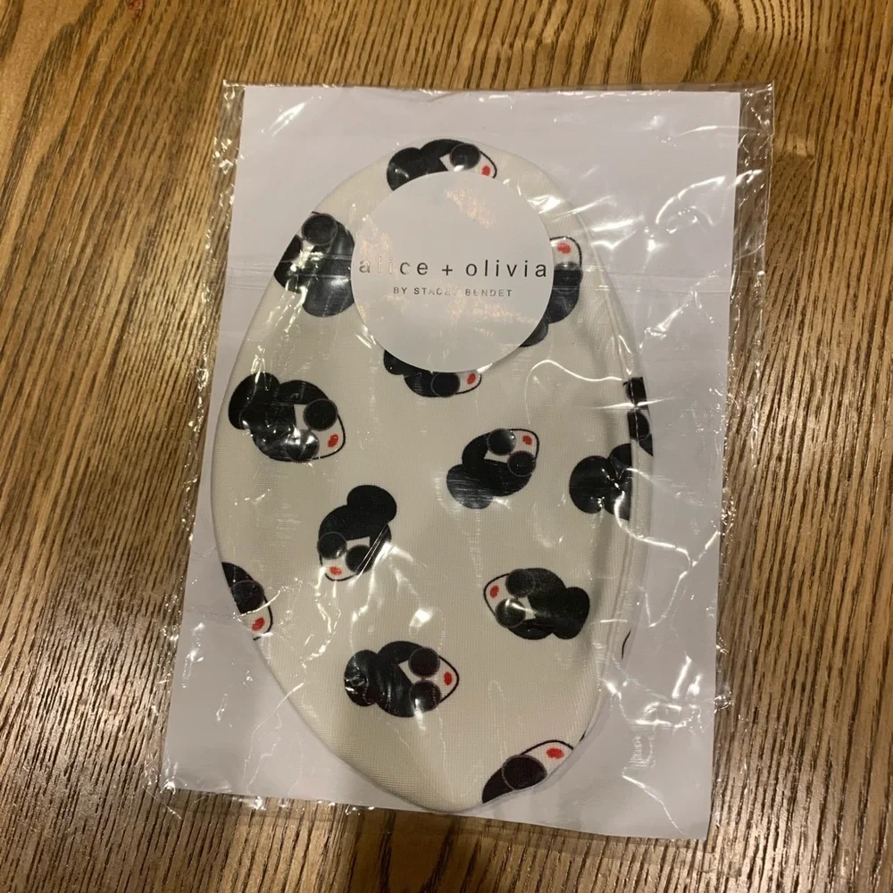 Alice + Olivia Face Mask. PRICE FIRM.